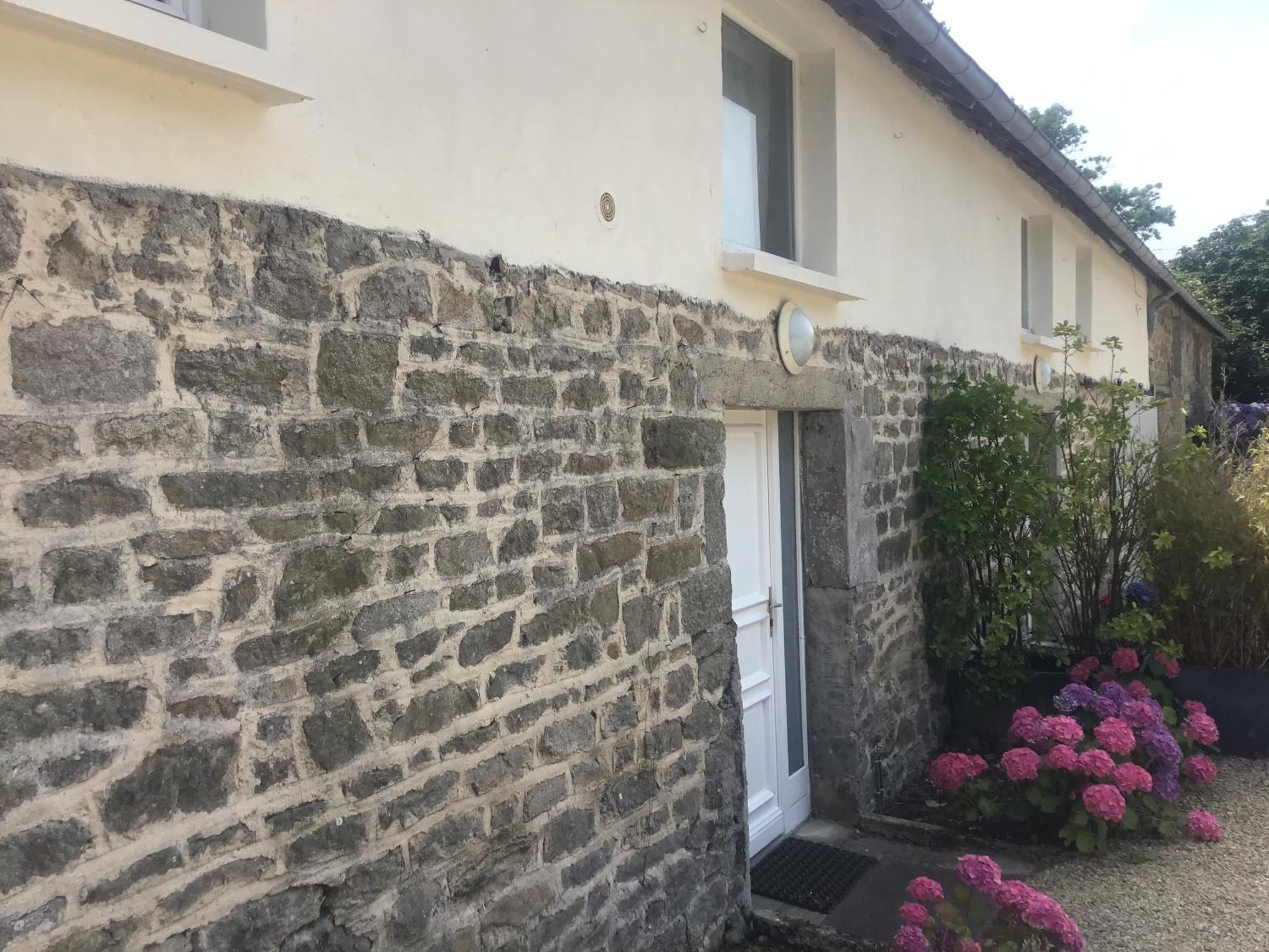 Maison Cosy Avec Exterieur Et Piscine Partagee Mespaul 외부 사진